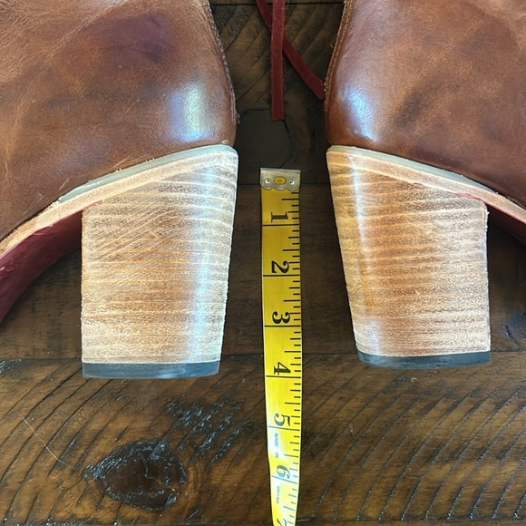 Freebird Borrow Cognac Brown Leather Booties | Size 11 - Picture 5 of 10